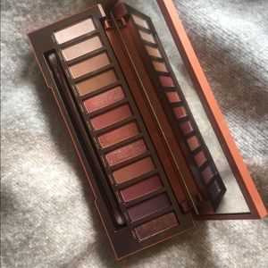 Urban Decay Naked Heat Palette